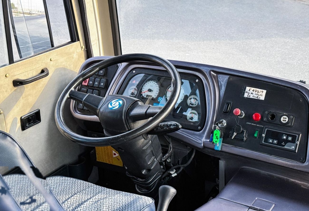 Driver cockpit & instrumentation